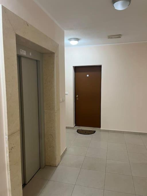 Lovely Apartment With The Parking Place Podgorica Exterior photo
